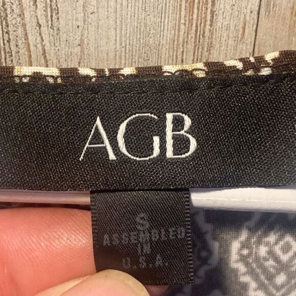 Dress beautiful hem By ABG Size small￼ - Picture 5 of 5